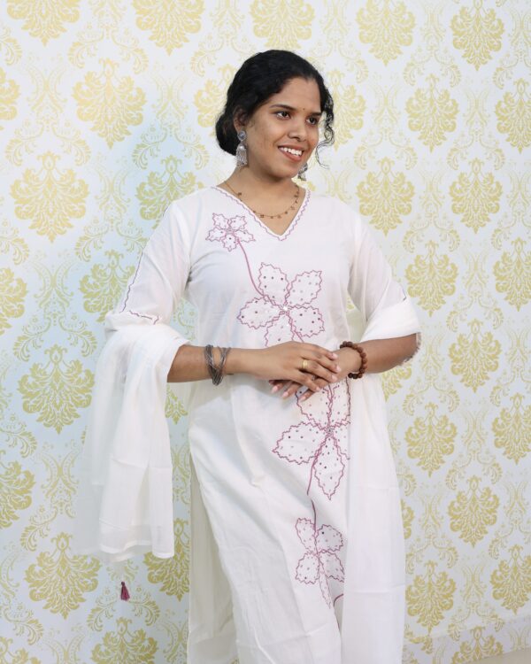 Mul Cotton with Thread Work Kurti Set