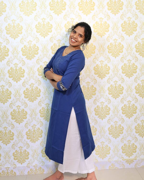 Pure Handloom Cotton with Angraka Patter Top